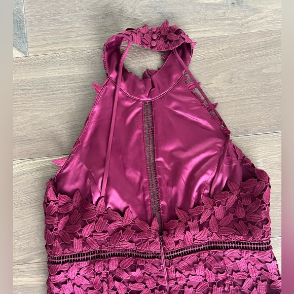 Bardot Lace Midi Dress - Picture 8 of 9